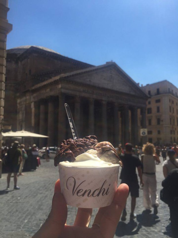 Мороженое из шоколада римской сети Venchi